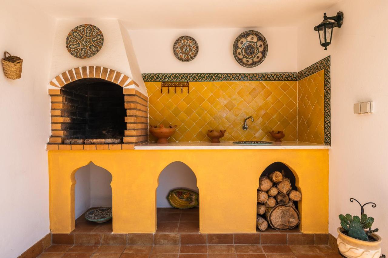 Riad Serpa Gale - Luxury, Private Pool, Ac, Wifi, 5 Min From The Beach กีอา ภายนอก รูปภาพ
