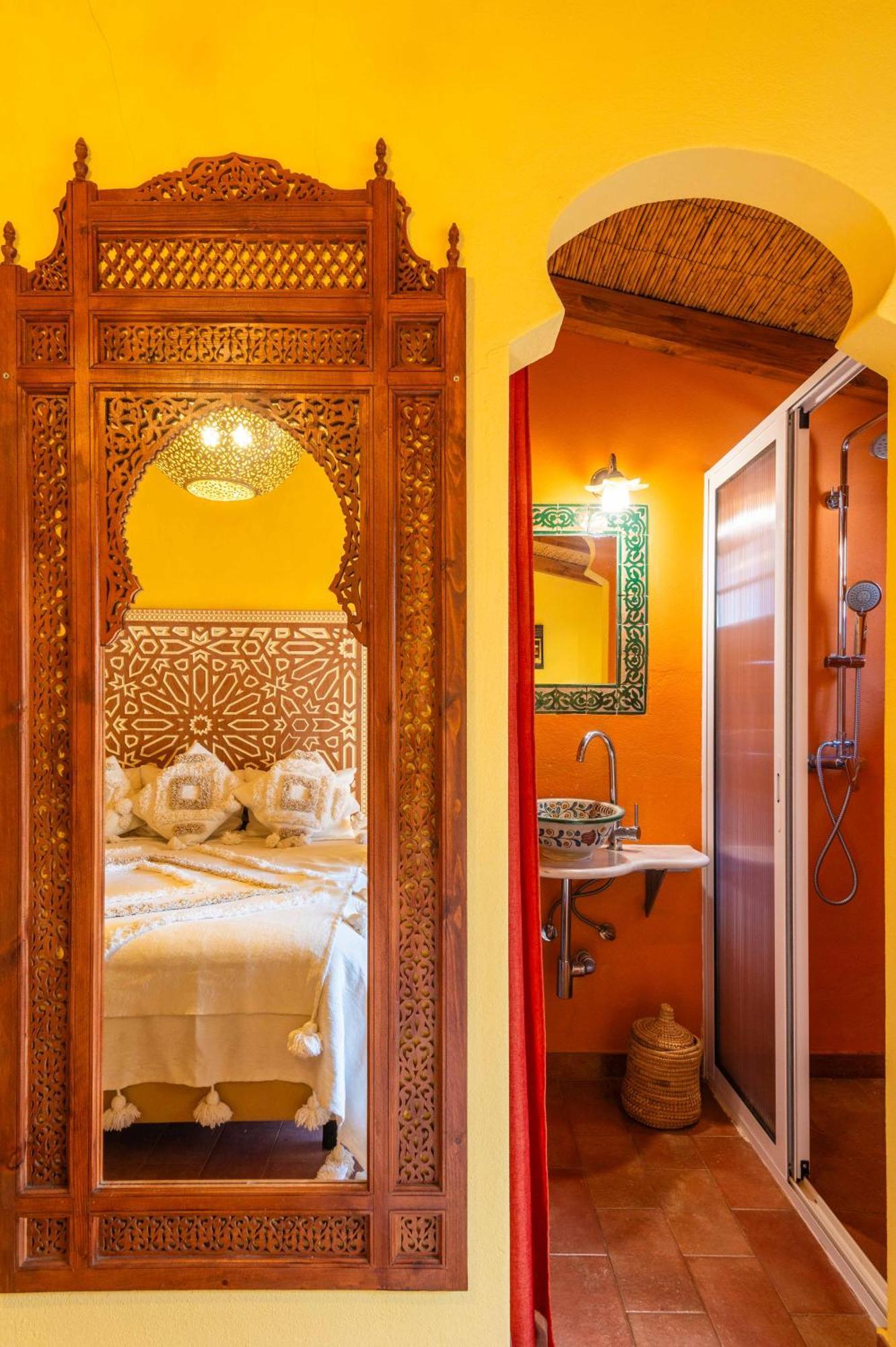 Riad Serpa Gale - Luxury, Private Pool, Ac, Wifi, 5 Min From The Beach กีอา ภายนอก รูปภาพ
